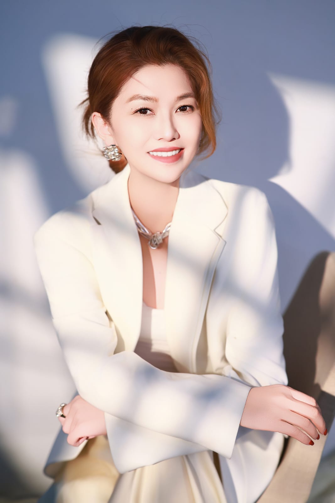 Leo, founder of Leo’s Style and SILERINÀ (main photo)